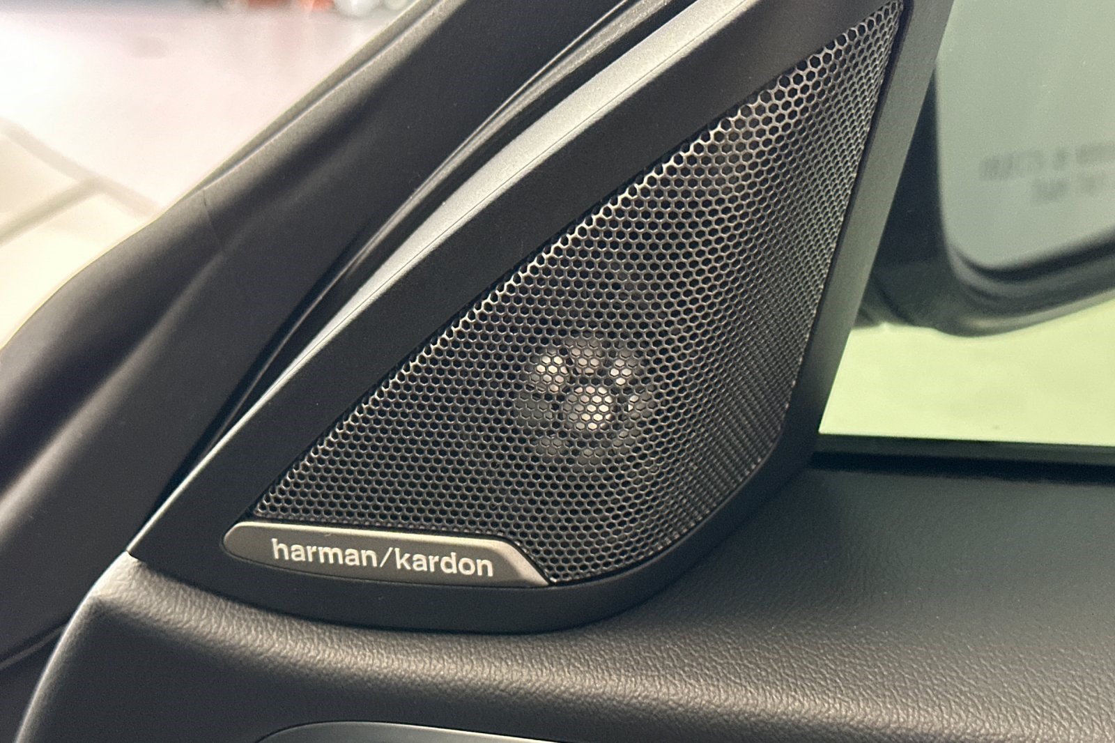 Used 2023 BMW i4 eDrive40 w/ M Sport Package RWD image 31