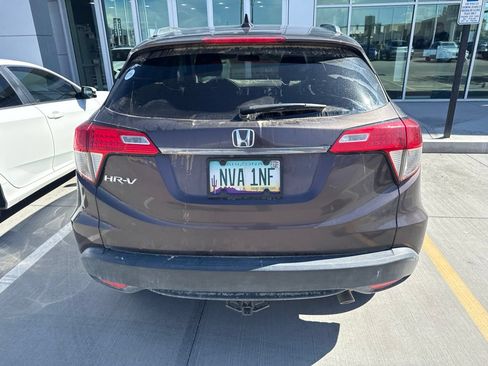 Used 2022 Honda HR-V EX image 13