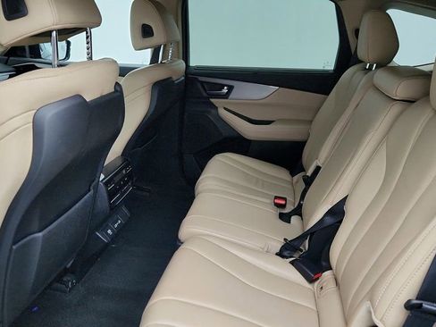 Used 2023 Acura MDX SH-AWD w/ Technology Package image 22