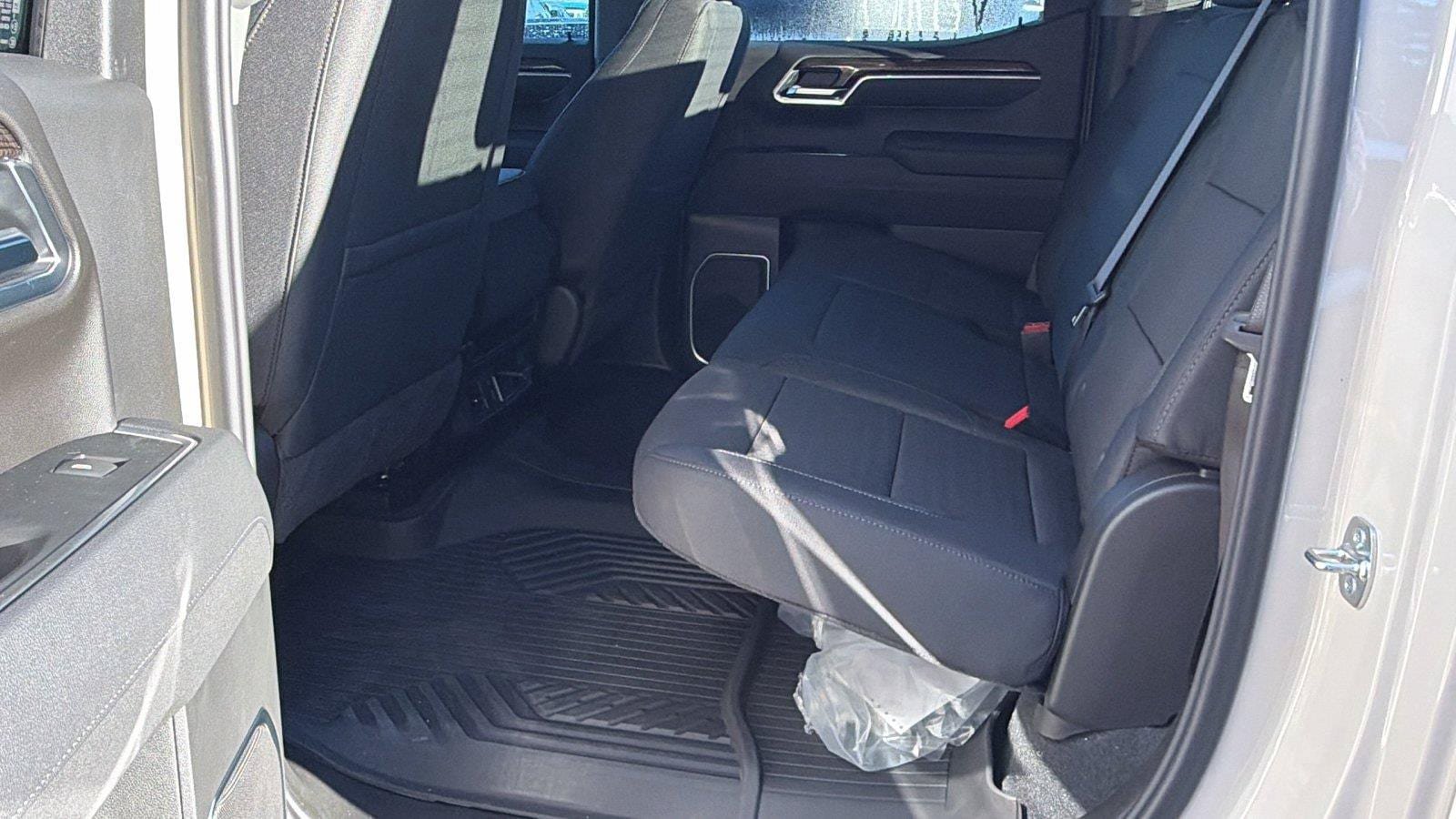 New 2026 Chevrolet Silverado 1500 RST AWD/4WD image 19