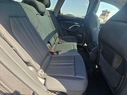 Used 2025 Audi Q5 Premium Plus w/ Premium Plus AWD/4WD image 12