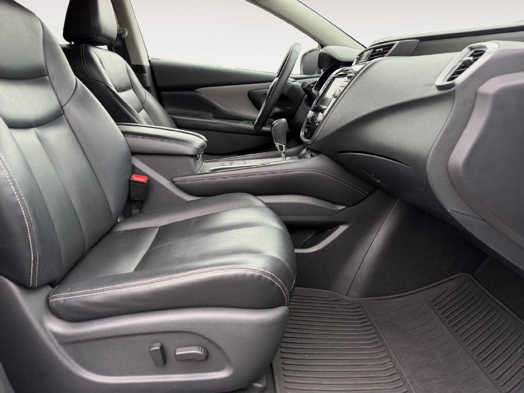 Used 2023 Nissan Murano SV w/ SV Midnight Edition Package FWD image 24