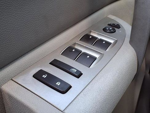 Used 2009 GMC Sierra 1500 SLE w/ Texas Edition image 16