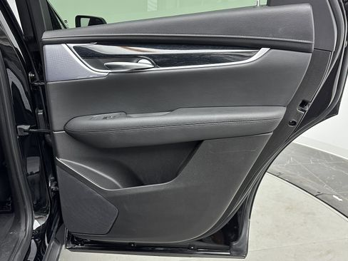 Used 2025 Cadillac XT5 Premium Luxury image 36
