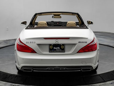 Used 2014 Mercedes-Benz SL 550 image 17
