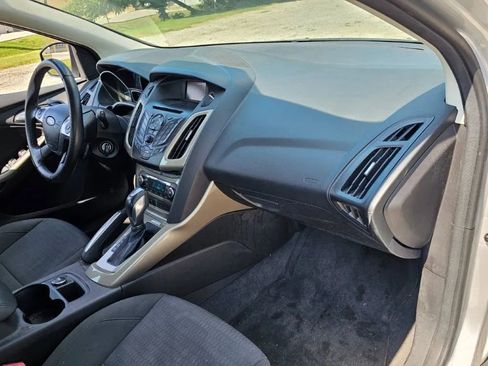 Used 2012 Ford Focus SEL image 12