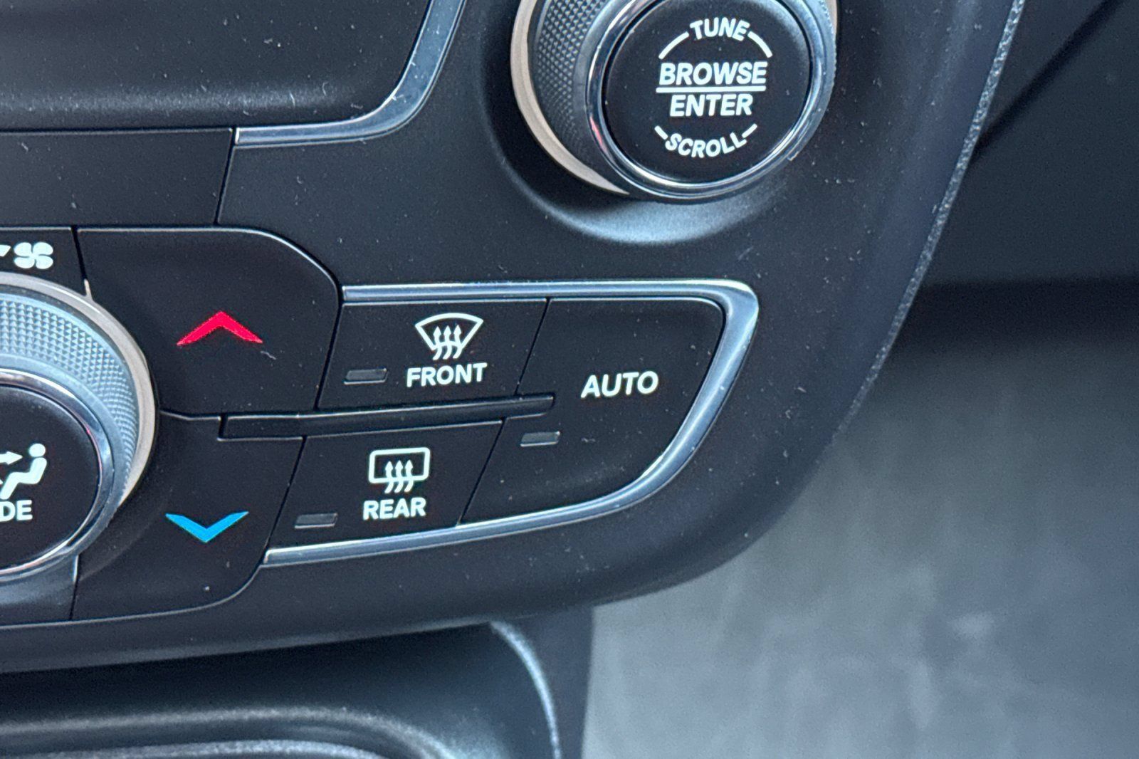 Used 2019 Jeep Compass Trailhawk AWD/4WD image 29