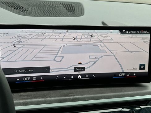 Used 2025 BMW X5 xDrive50e image 22