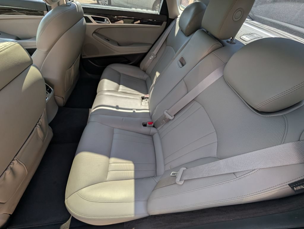 Used 2017 Genesis G80 3.8 w/ Option Group 02 RWD image 10