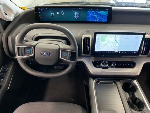 New 2026 Ford Expedition Max Active AWD/4WD image 24