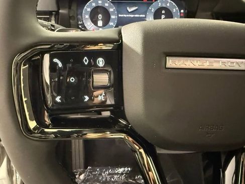 Used 2026 Land Rover Range Rover Evoque S image 18