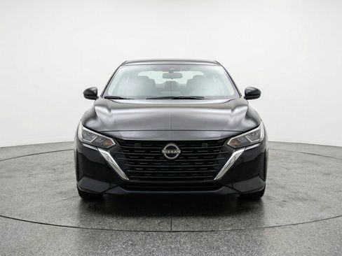 Used 2025 Nissan Sentra S image 2
