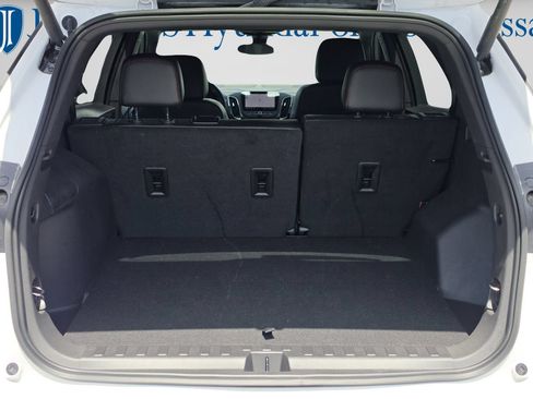 Used 2023 Chevrolet Equinox RS w/ RS Leather Package FWD image 15