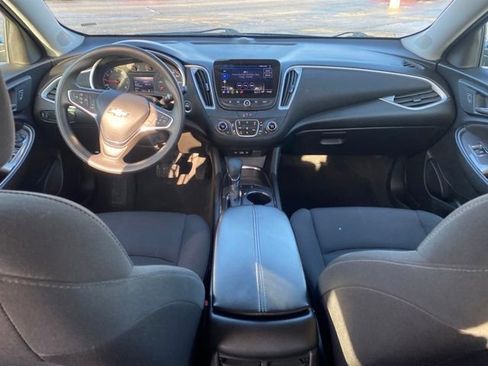 Used 2024 Chevrolet Malibu LT image 5