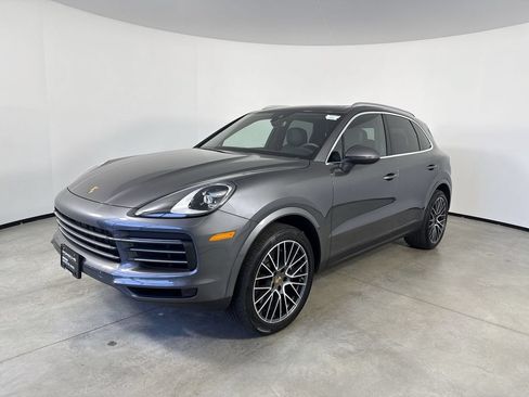 Certified 2023 Porsche Cayenne AWD/4WD image 1