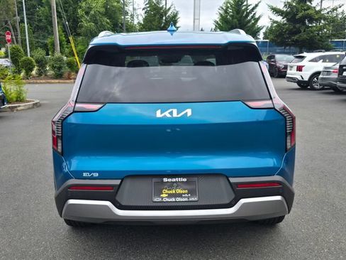 New 2026 Kia EV9 Wind AWD/4WD image 4