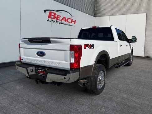 Used 2017 Ford F350 Lariat w/ Lariat Ultimate Package image 11