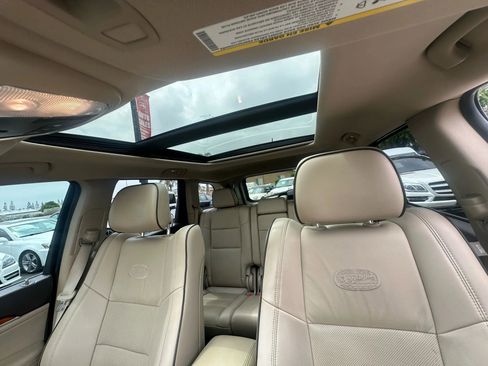 Used 2011 Jeep Grand Cherokee Overland w/ Trailer Tow Group IV image 28