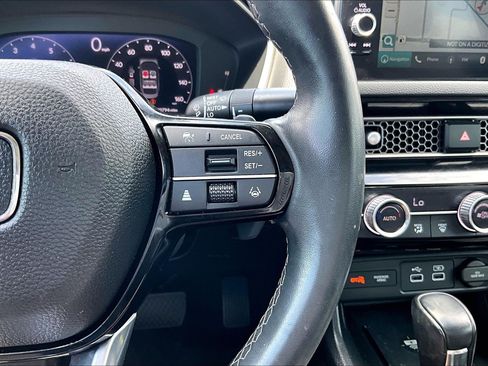 Used 2023 Honda Civic Touring image 18