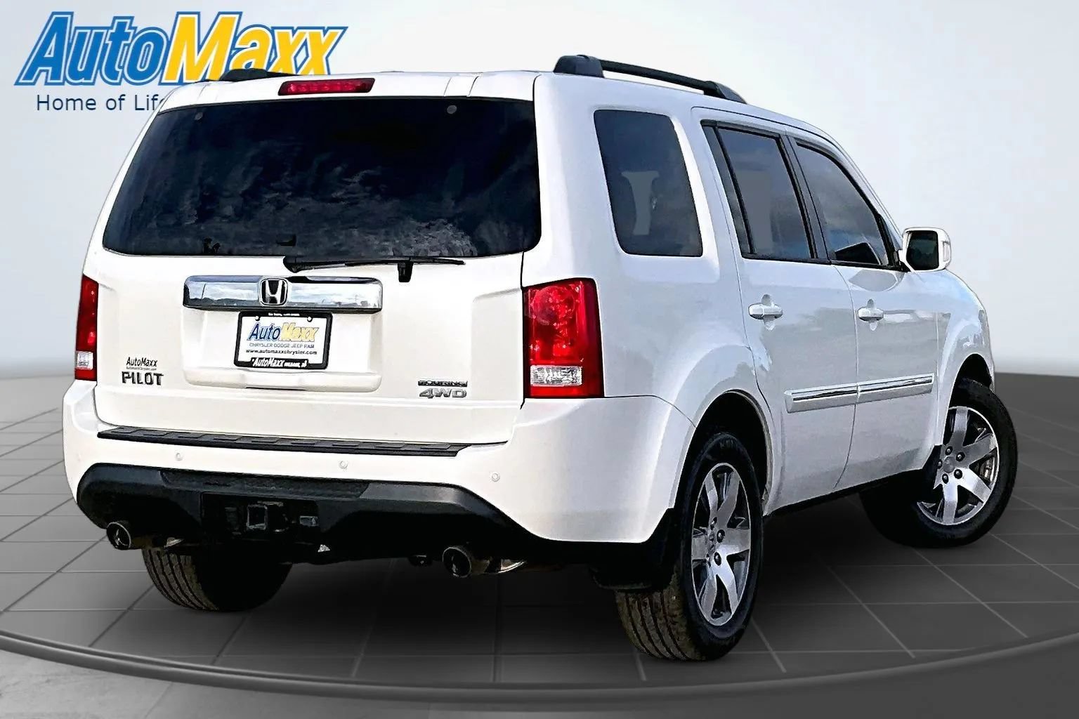 Used 2015 Honda Pilot Touring image 6