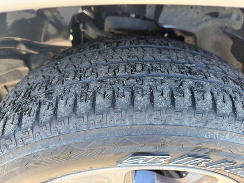 Used 2019 RAM 1500 Laramie image 25