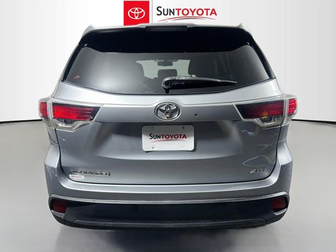 Used 2015 Toyota Highlander XLE image 5