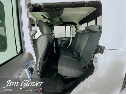 New 2026 Jeep Gladiator Rubicon image 16