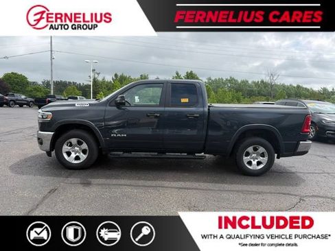 Used 2025 RAM 1500 Big Horn AWD/4WD image 2