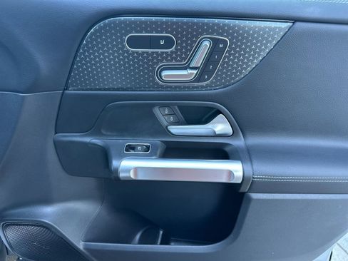 Certified 2026 Mercedes-Benz GLB 250 4MATIC image 19