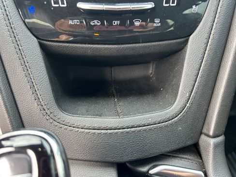 Used 2023 Cadillac XT6 Sport image 27