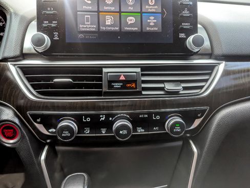Used 2018 Honda Accord EX-L image 25