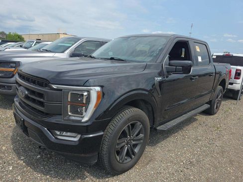 Used 2021 Ford F150 Lariat w/ Equipment Group 502A High AWD/4WD image 2