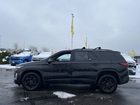 Used 2023 Chevrolet Traverse LS w/ Midnight/Sport Edition image 3