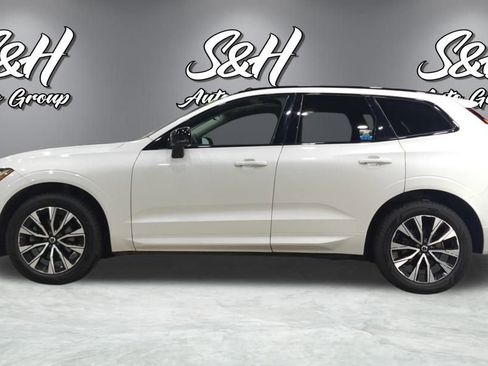 Used 2023 Volvo XC60 B5 Plus image 15