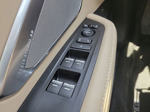 Used 2023 Acura RDX AWD w/ Advance Package image 13