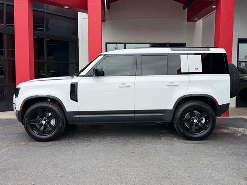 Used 2020 Land Rover Defender 110 SE AWD/4WD image 4