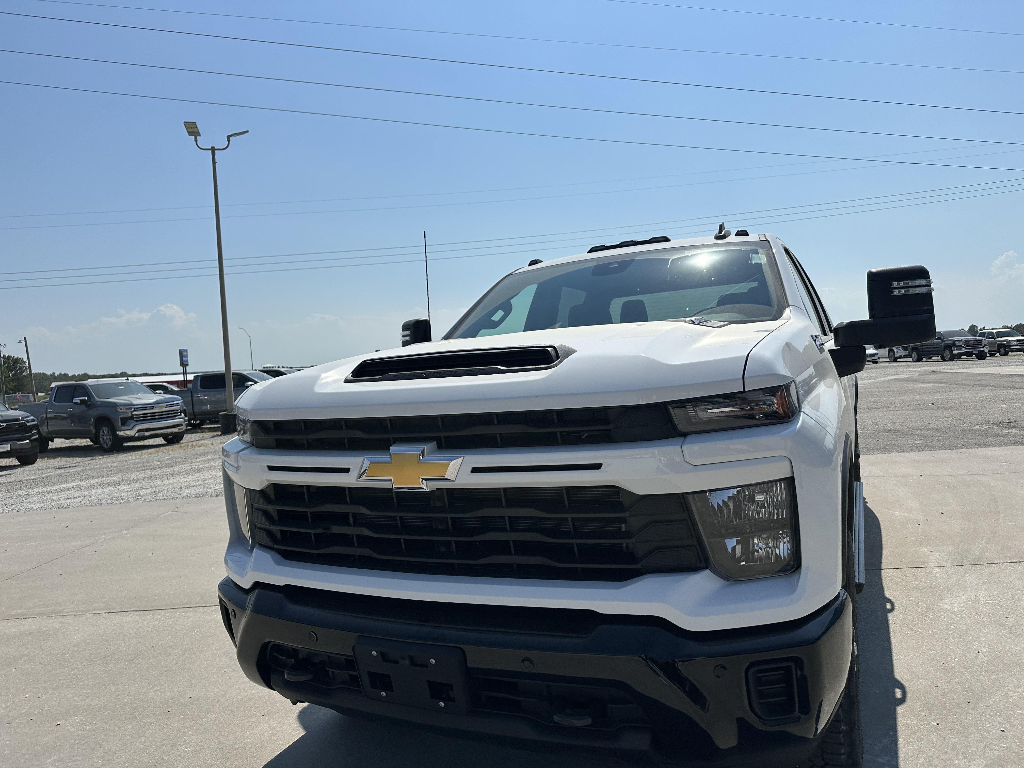 New 2026 Chevrolet Silverado 2500 Custom w/ Custom Value Package AWD/4WD image 6