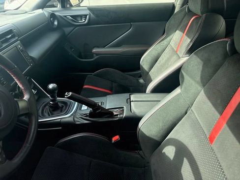 Used 2023 Subaru BRZ Limited RWD image 13