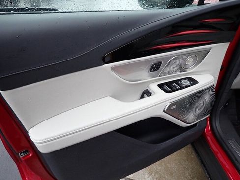 New 2026 Lincoln Nautilus Reserve image 41