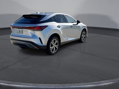 Used 2025 Lexus RX 350 Premium w/ Accessory Package (Z1) FWD image 11