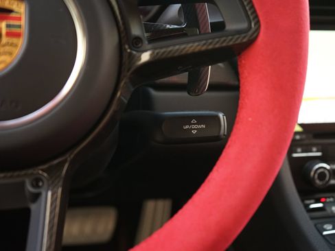 Used 2018 Porsche 911 GT2 RS RWD image 35