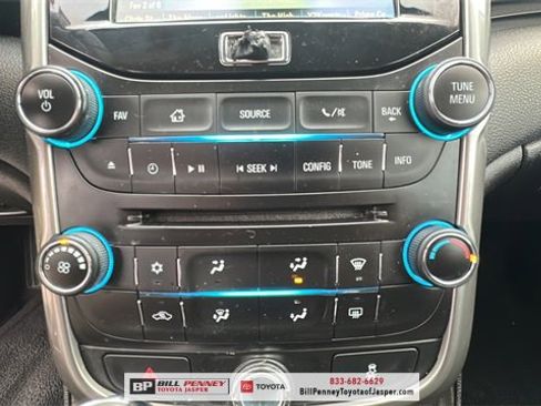 Used 2015 Chevrolet Malibu LT w/ Power Convenience Package image 14