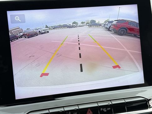 Used 2025 Jeep Compass Limited image 17