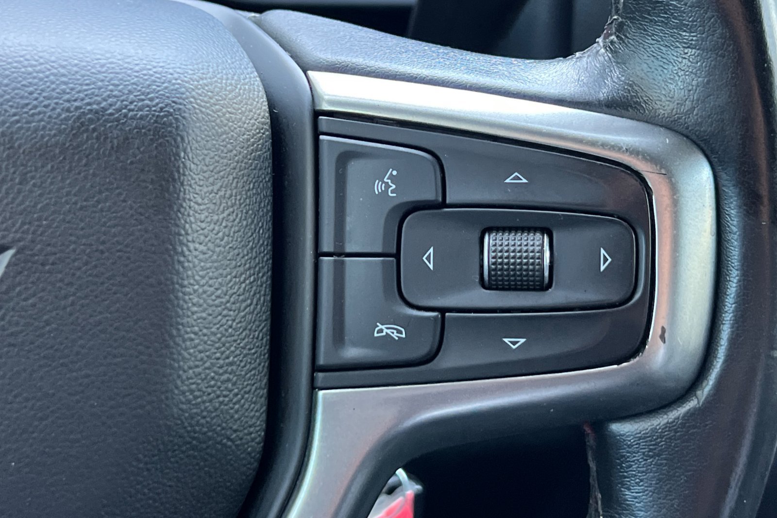 Used 2022 Chevrolet Silverado 1500 Custom RWD image 30
