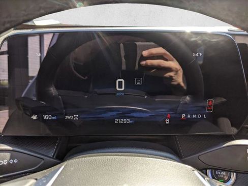 Used 2025 Chevrolet Equinox LT image 11