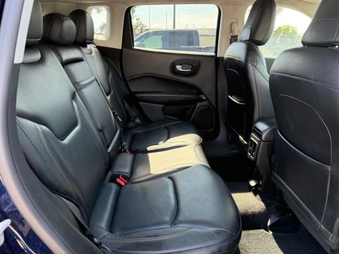 Used 2018 Jeep Compass Limited AWD/4WD image 20