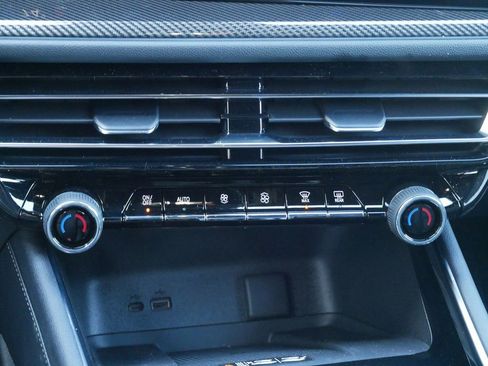 New 2026 Chevrolet Traverse High Country w/ LPO, Floor Liner Package image 22