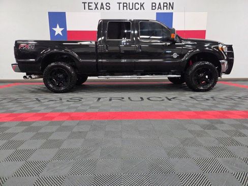 Used 2014 Ford F250 Lariat w/ Lariat Ultimate Package AWD/4WD image 14