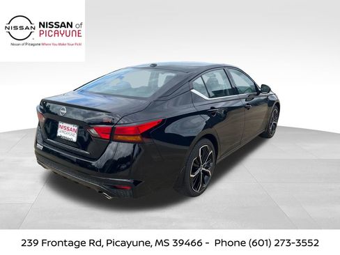 New 2026 Nissan Altima 2.5 SR FWD image 5