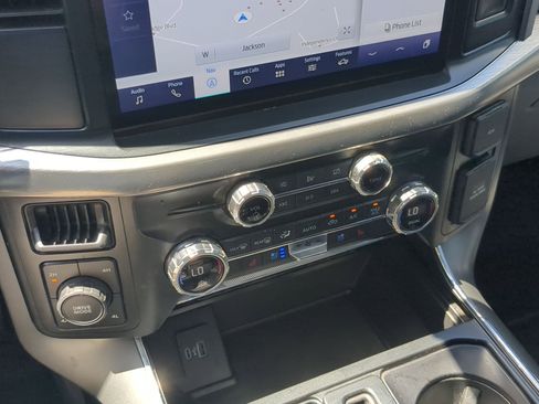 Used 2021 Ford F150 Lariat AWD/4WD image 17